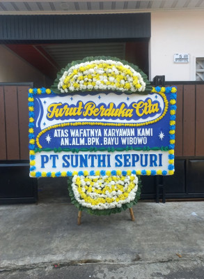Papan Bunga Duka di Dairi